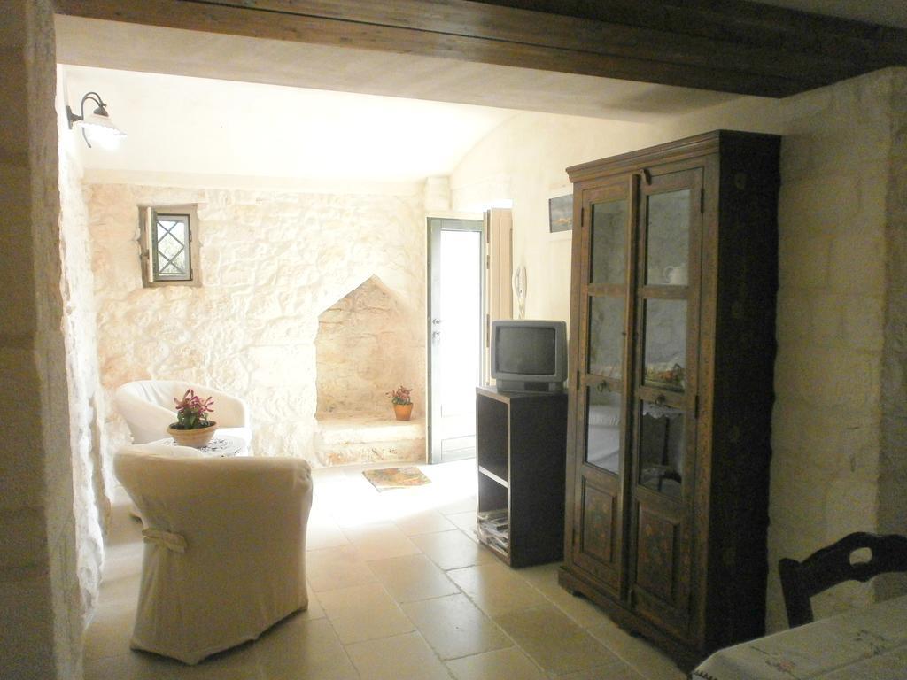 Trullo Villa Giuliana Con Giardino Posizione Panoramica Free Wifi 오스투니 객실 사진